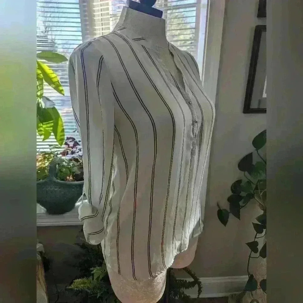Forever 21 Women's Blouse Size L - Picture 4 of 7